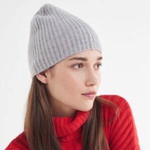 Urban outfitters cashmere beanie🖤